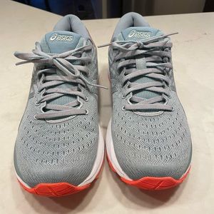 ASICS gel cumulus 22. Size 10